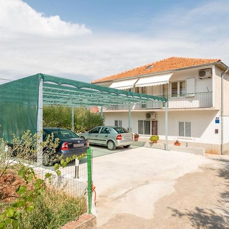 Apartments By The Sea Slatine, Ciovo - 11047 Экстерьер фото