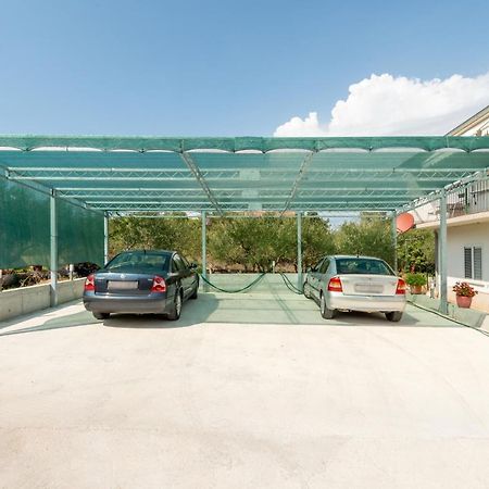 Apartments By The Sea Slatine, Ciovo - 11047 Экстерьер фото